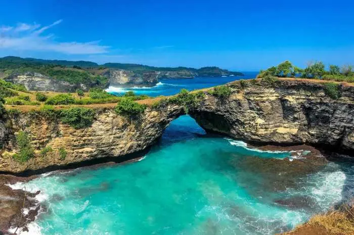 Broken Beach, the Best Spot to Enjoy the Enchanting Beach Panorama in Klungkung