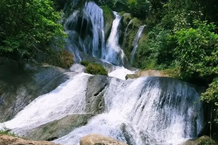 Bibijilan Waterfall